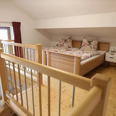 Gruentenblick Apartment *